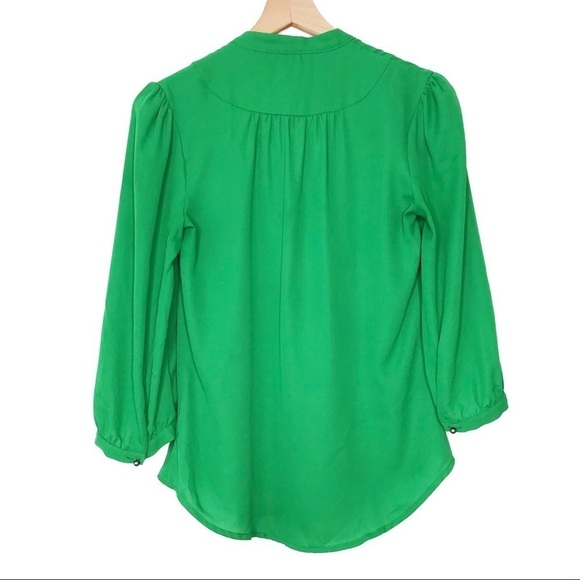 ANTHRO HD IN PARIS Ruffle Scallop Picea Button Up 4 - Picture 3 of 11